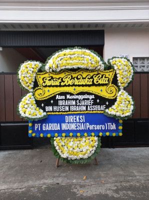 Papan Bunga Duka di Manggis