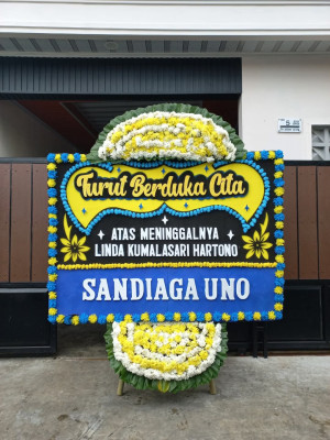 Papan Bunga Duka di Manggis